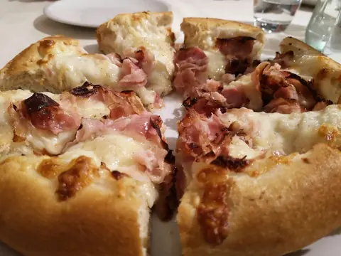 Pizza Montanara (foto indicativa)